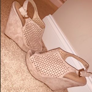 Tan Wedges